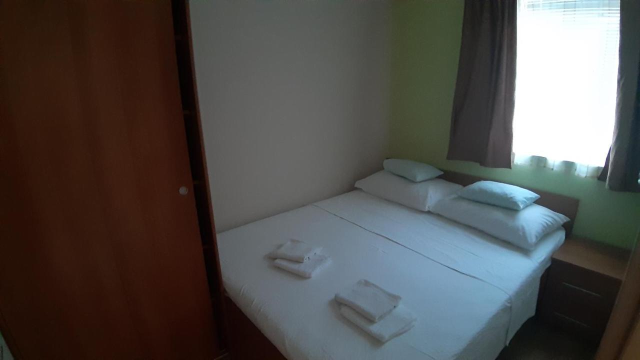 Apartmani Resetar Privlaka  Exterior photo